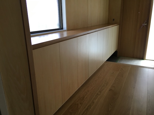 オーダー下駄箱　玄関収納