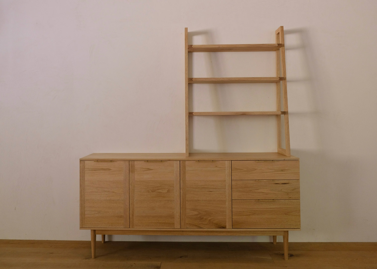 Cabinet 417