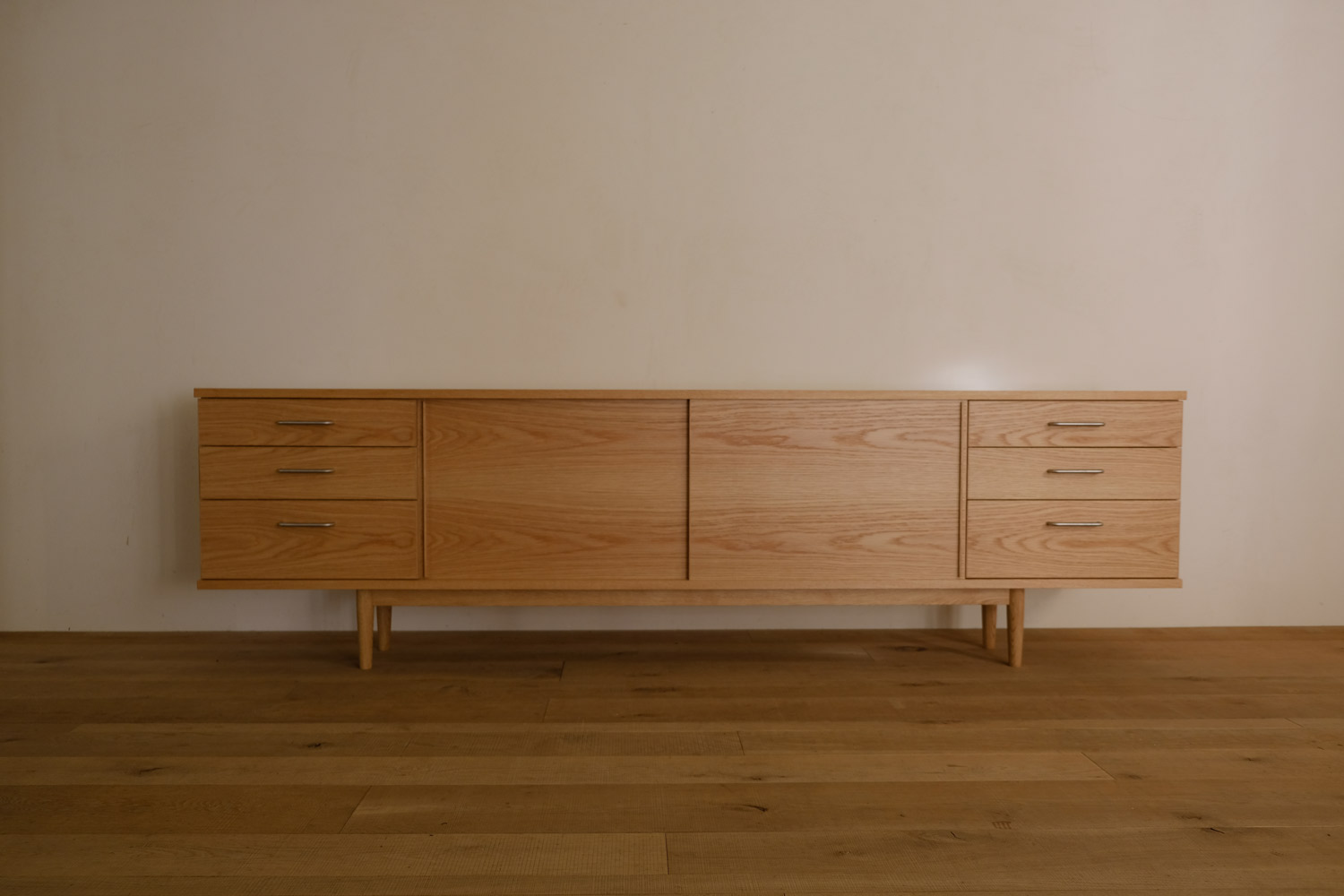 Cabinet 722