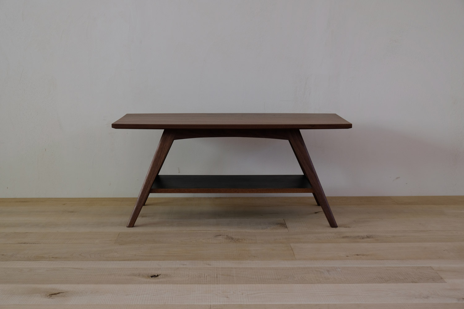 Low Table 820