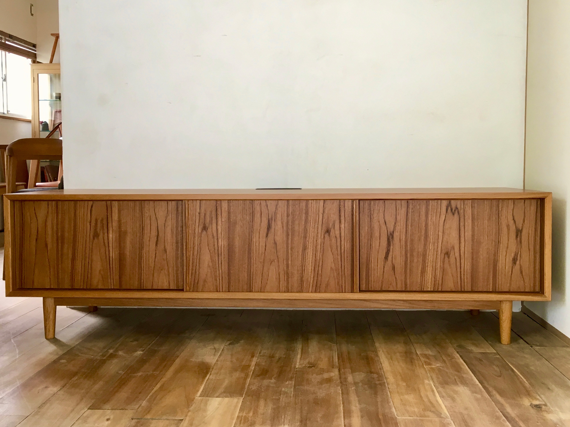 TV board 328