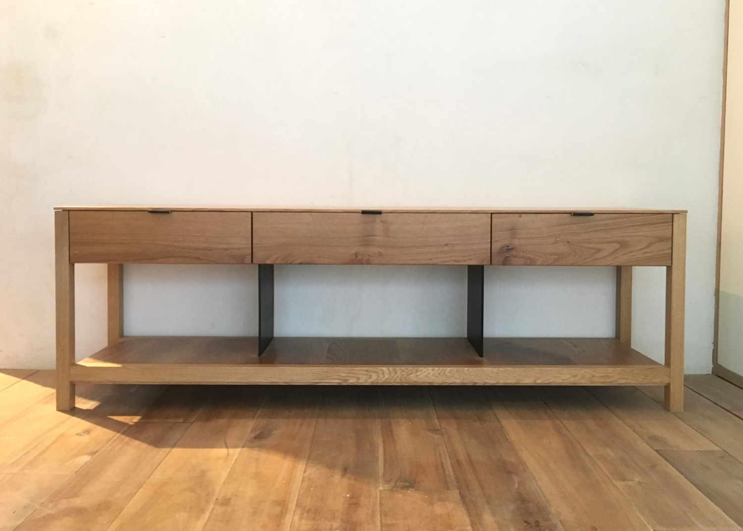 TV board 504