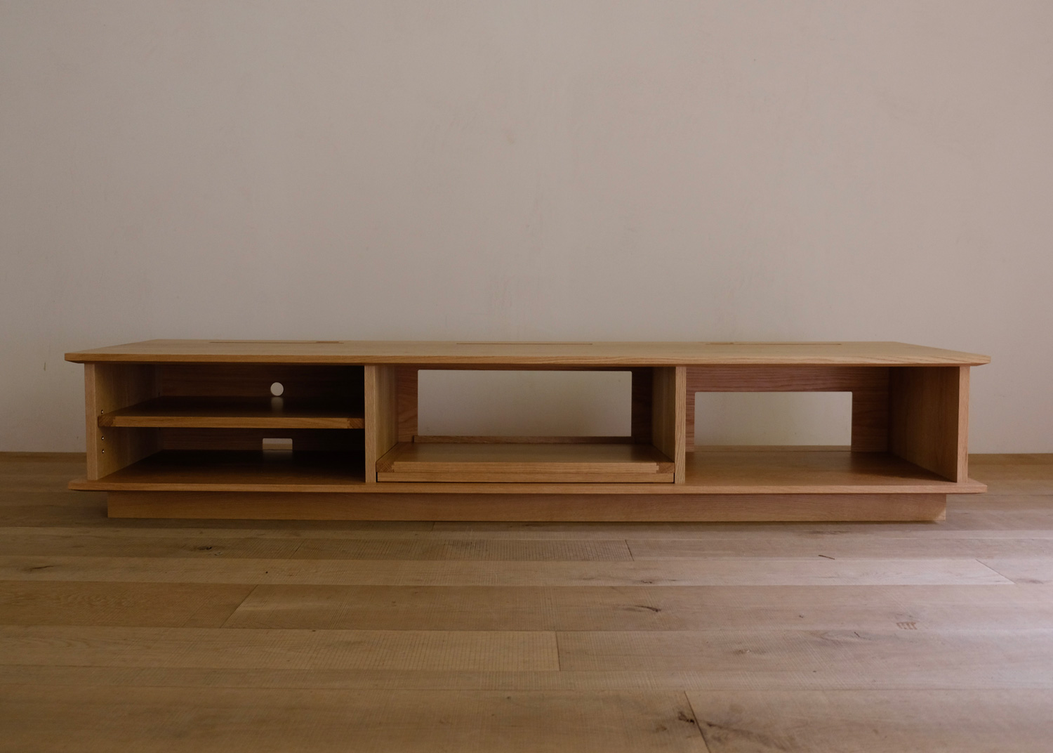 TV board 722
