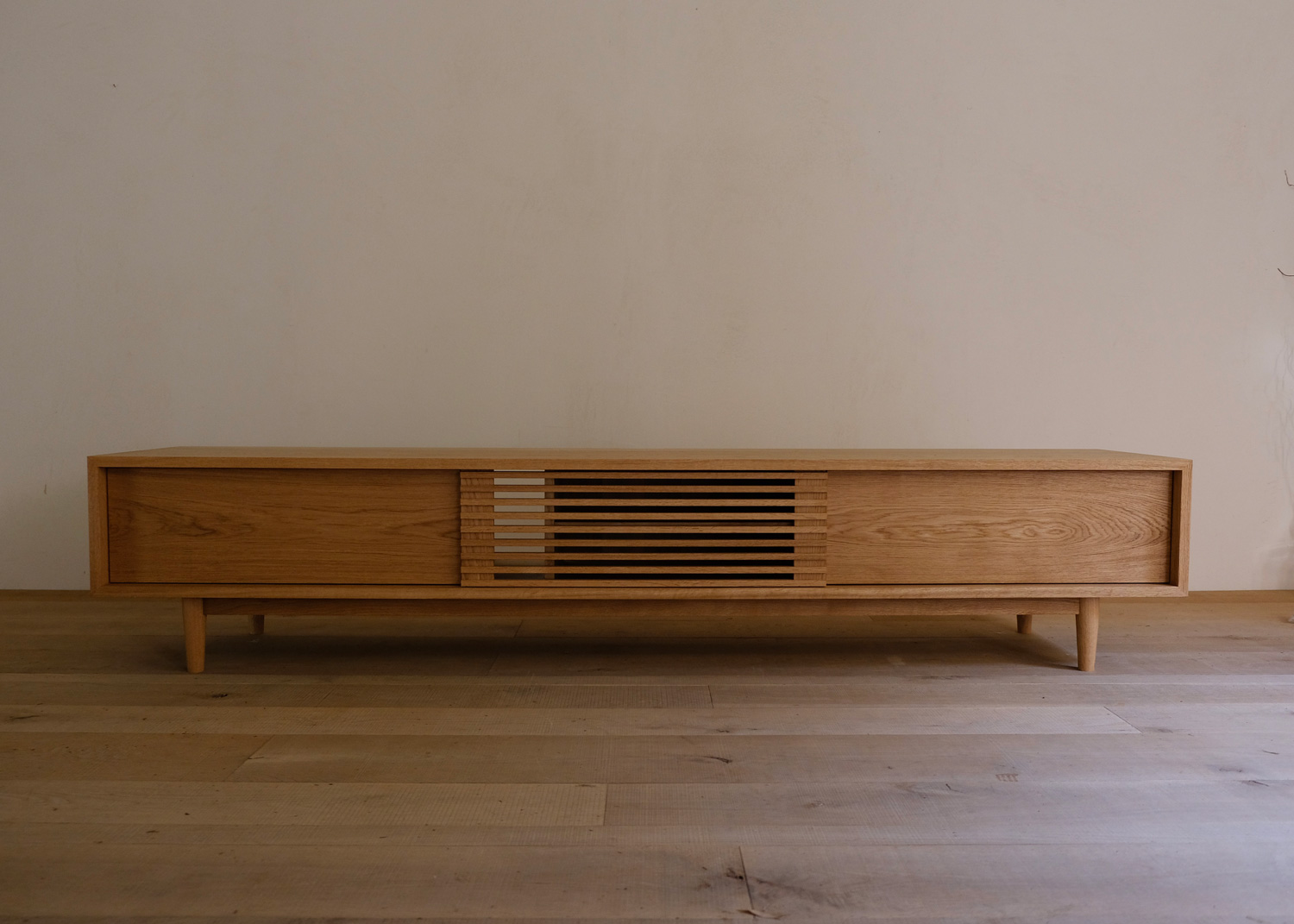 TV board 916
